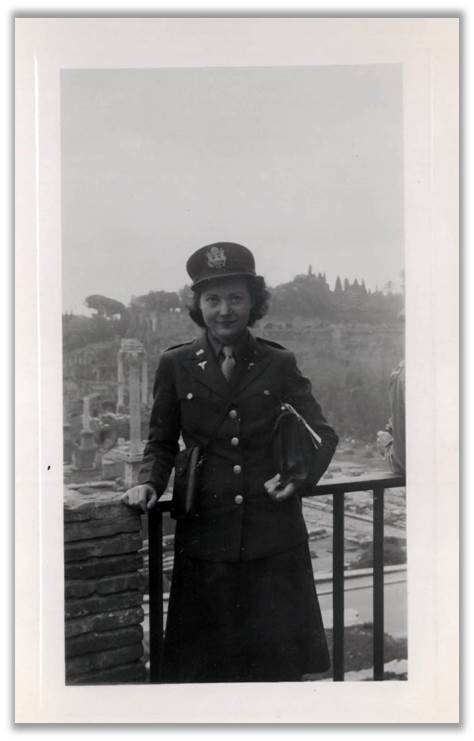 A nurse in uniform who served with the 70th General Hospital Unit