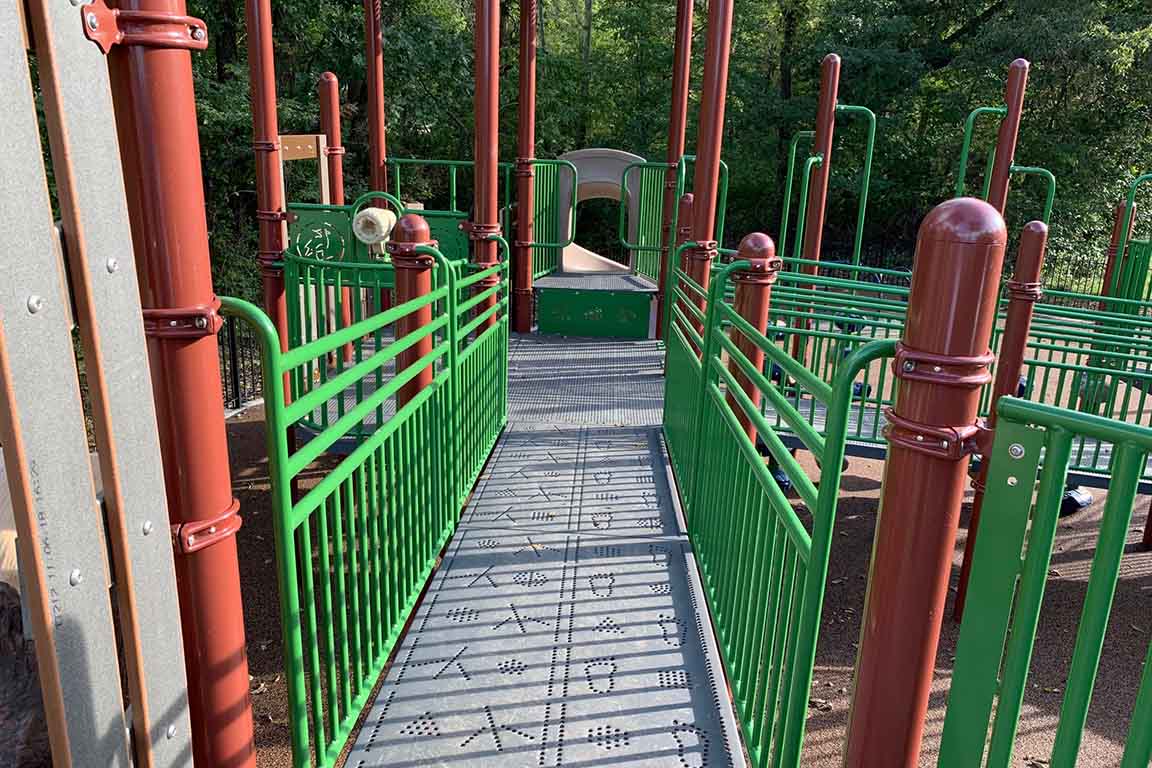Play structure walkway