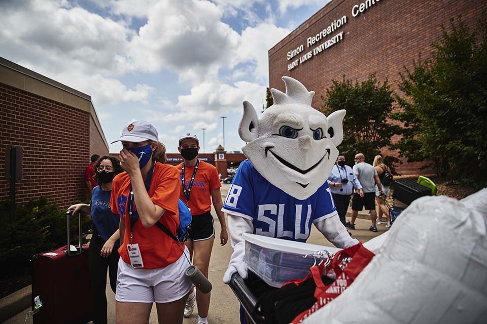 Fall 2022 Move In What To Know SLU medical-support-st-hugh-s-college
