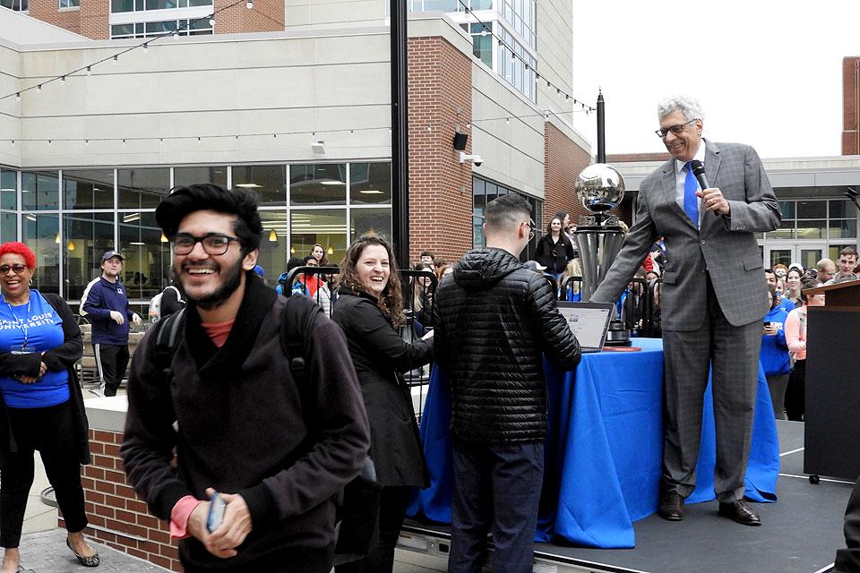 Twenty-five students won a trip to see the Billikens take the court for their first NCAA action since 2014.