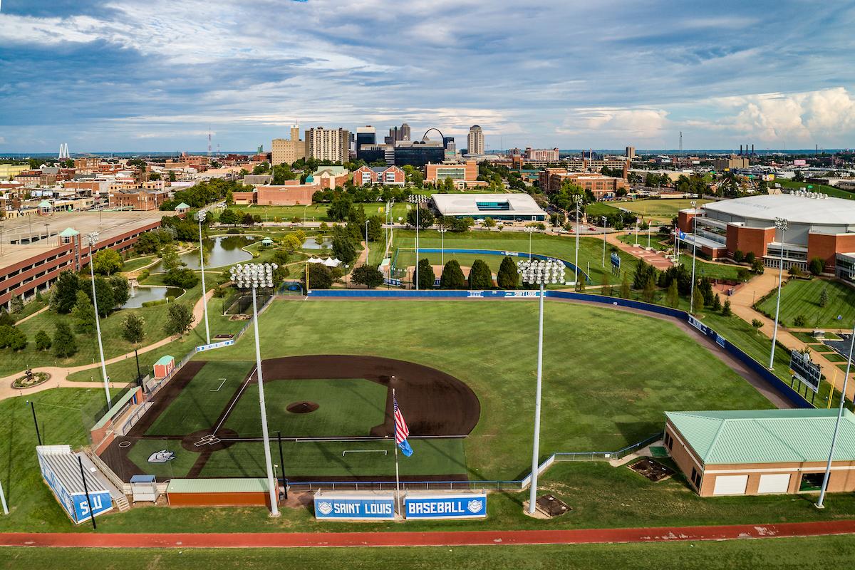 Saint Louis University's St. Louis Campus : SLU