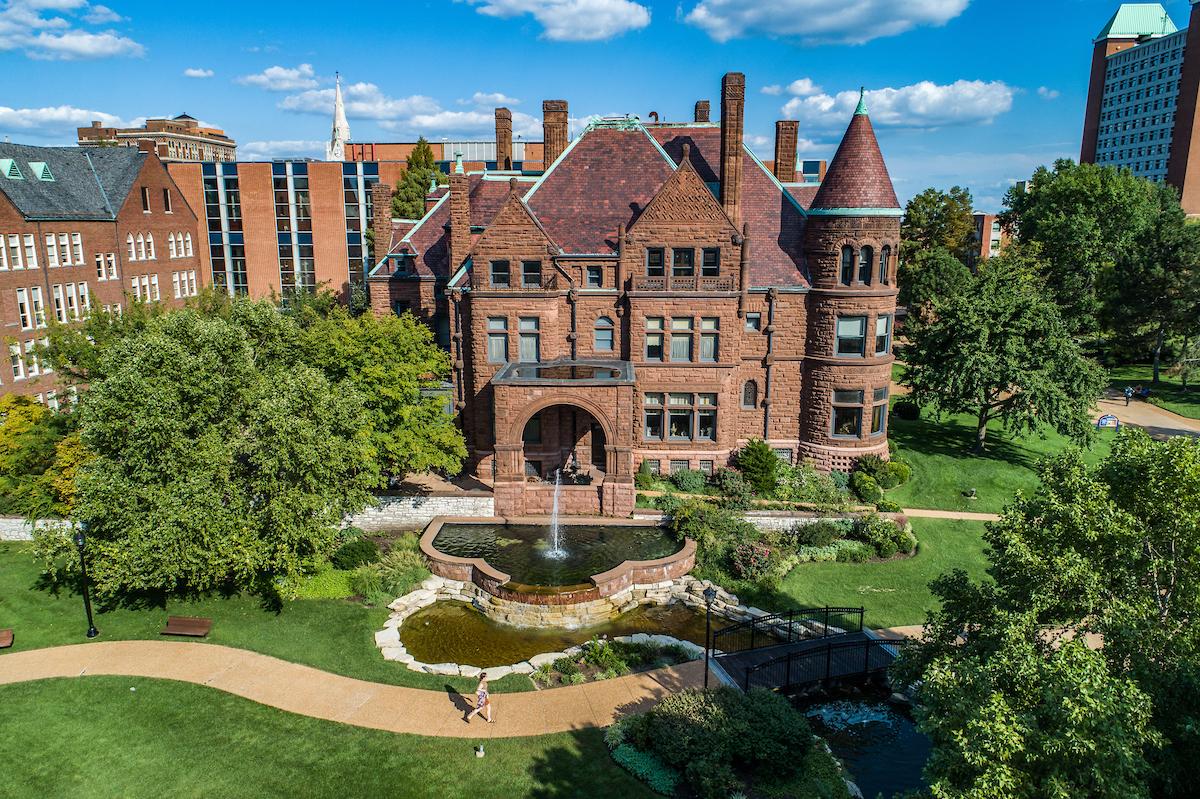 Saint Louis University's St. Louis Campus : SLU