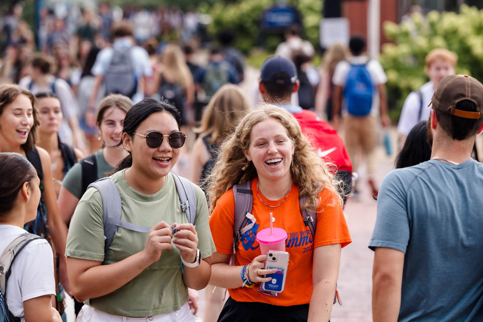 Students walk to class for the first day of classes on Wednesday, Aug. 23. Photo by Sarah Conroy.