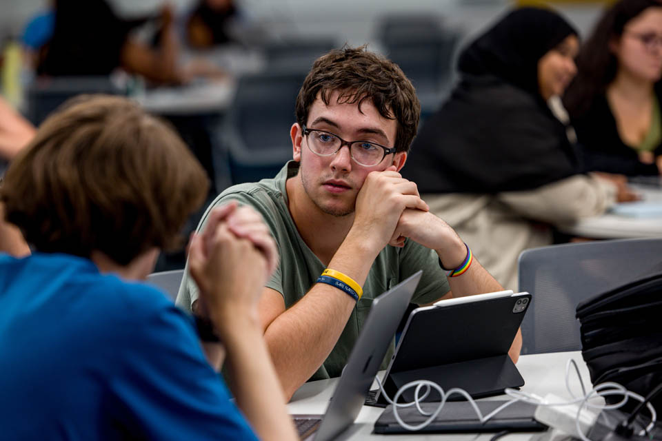 Students attend an organic chemistry class on the first day of classes on Wednesday, Aug. 23. Photo by Sarah Conroy.