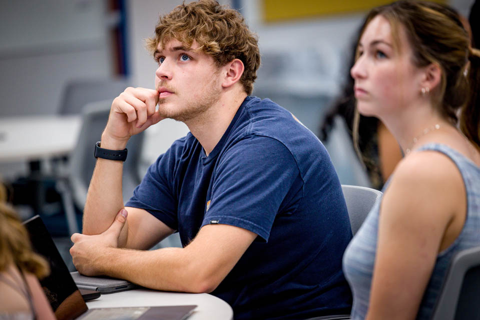 Students attend an organic chemistry class on the first day of classes on Wednesday, Aug. 23. Photo by Sarah Conroy.