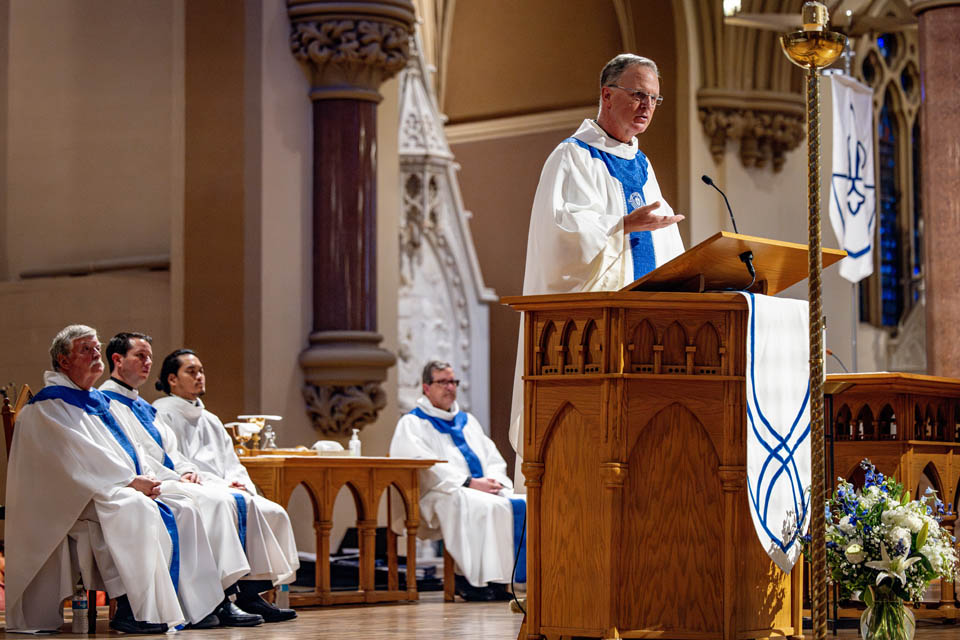 Provincial Father Thomas P. Greene, S.J., delivers the Homily during the Mass of the Holy Spirit in St. Francis Xavier College Church on Thursday, Aug. 24. Photo by Sarah Conroy. 