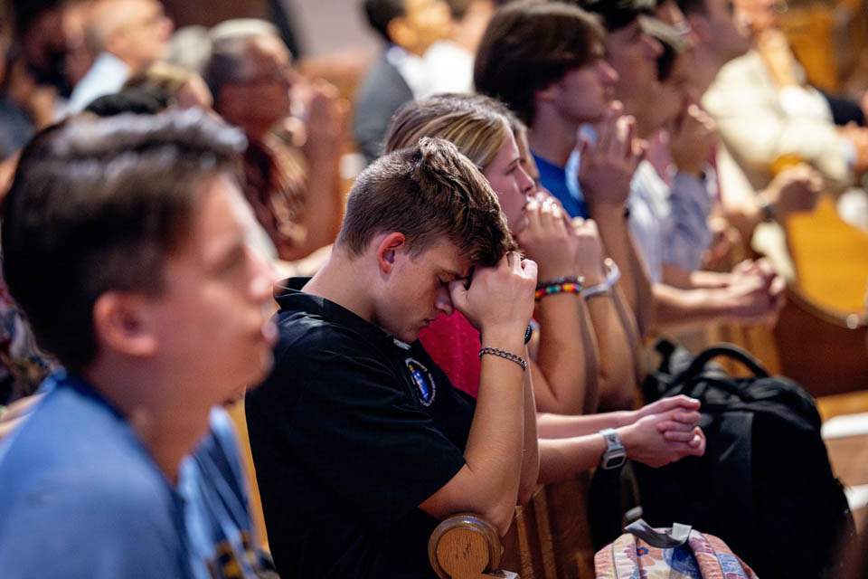 Students attend the Mass of the Holy Spirit in St. Francis Xavier College Church on  Thursday, Aug. 24. Photo by Sarah Conroy. 