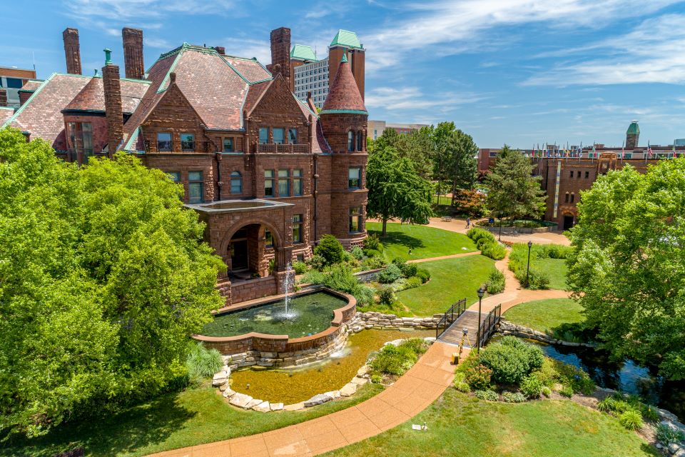 slu walking tour