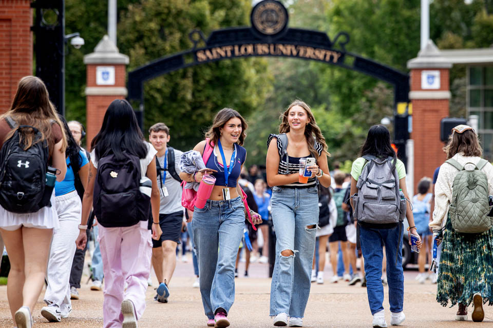 Students walk to class on the first day of the fall semester on Wednesday, Aug. 21, 2024. Photo by Sarah Conroy. 