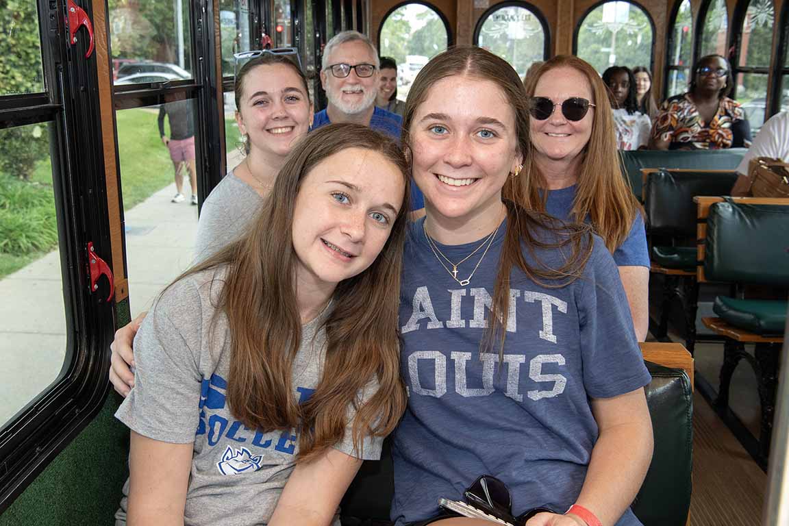 Guests on Saturday's trolley tours of campus during 2024 Homecoming and Family Weekend.