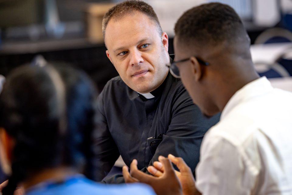 Student leaders from Jesuit schools participate in Java with the Jesuits during the 2025 National Jesuit Student Leadership Conference on July 25, 2025. Photo by Sarah Conroy.