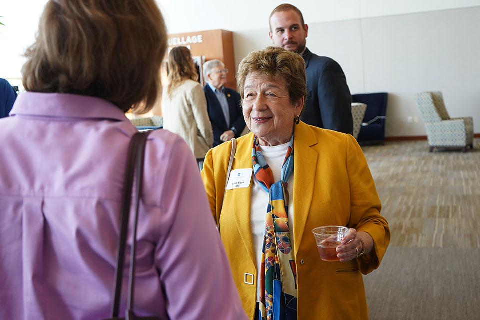 School of Law alumni connect at a reunion during Homecoming and Family Weekend. Photo by Megan Favignano Mansouri.