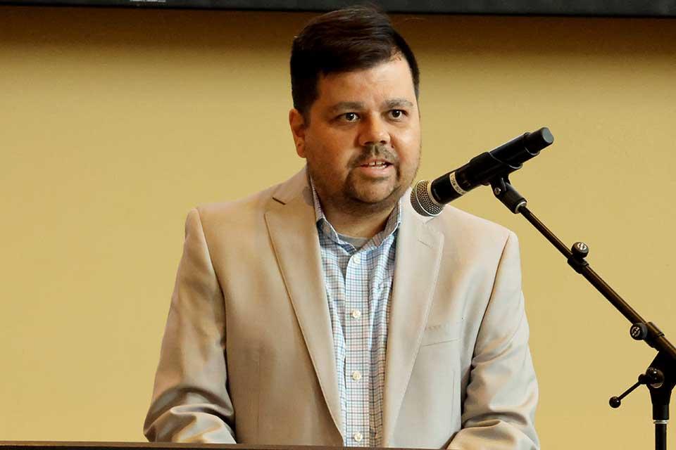 Michael Sinha, M.D, J.D., was recognized in the Scholarly Works as Clinical Articles category at the 2026 Scholarly Works and Grant Winners Reception on Wednesday, April 29. Photo by Joe Barker. 