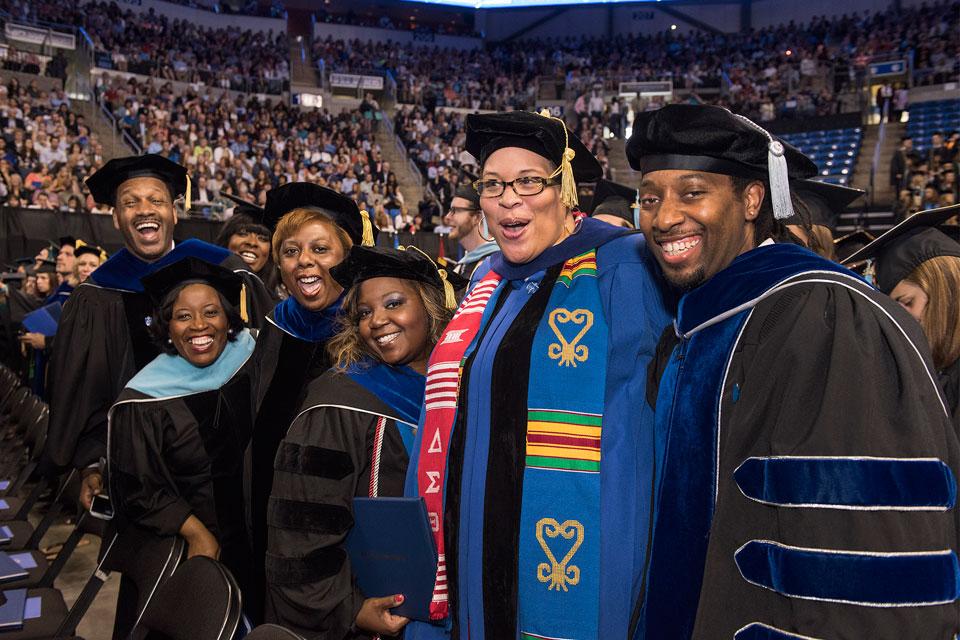 New SLU Grads Embrace the ‘Magis’ at Commencement and Beyond : SLU