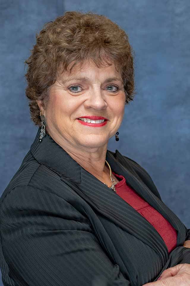 A head and shoulders shot of Julie Gahimer