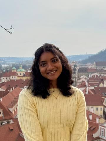 Pranavi Athota headshot Pranavi Athota headshot