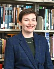 carmen roskos headshot