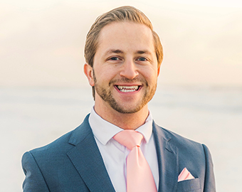 Alexander Dixon, a recent graduate of the One-Year MBA program at the Richard A. Chaifetz School of Business, is now an Assistant Brand Manager at The Scotts Miracle-Gro Company. 