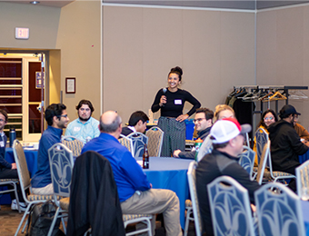 On March 19, the Chaifetz Center for Entrepreneurship at Saint Louis University hosted the inaugural SLU eMentor Mini Pitch Night. This event provided students with a platform to showcase their ideas through succinct 60-second pitches, enabling them to receive insightful feedback and expand their professional networks.