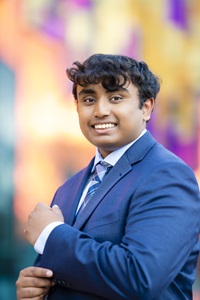 Headshot of Raghu Penugonda