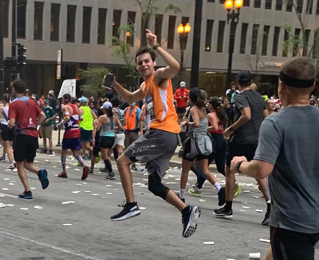 Shadrick running the Chicago Marathon