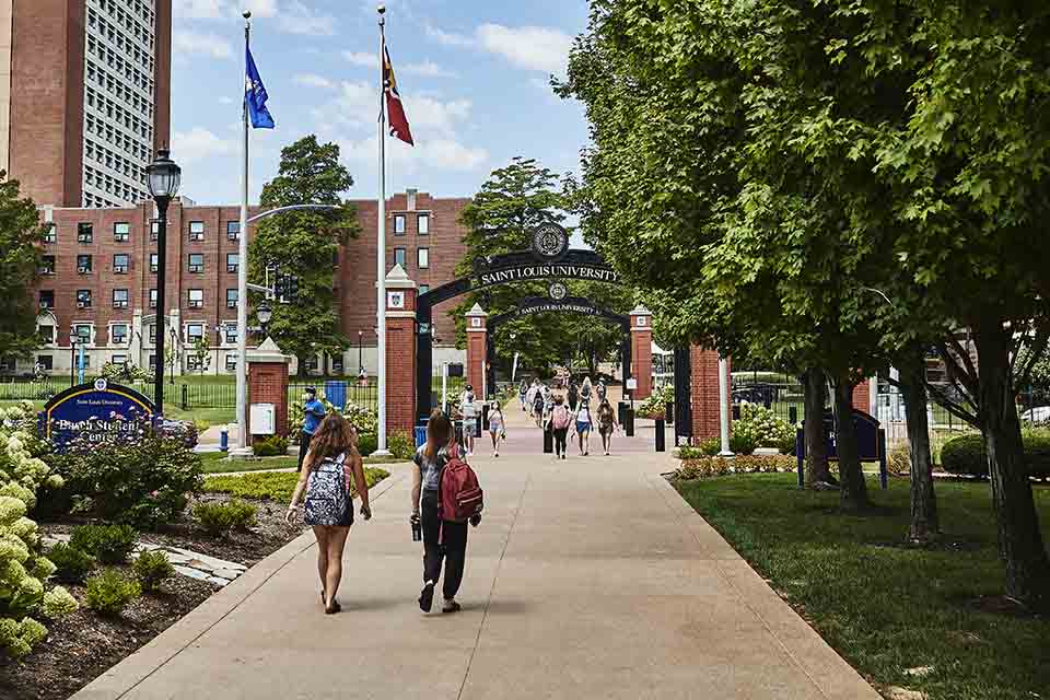 Saint Louis University's St. Louis Campus : SLU