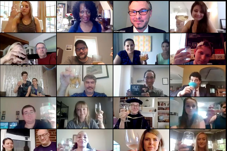 Virtual Hooding Cheers