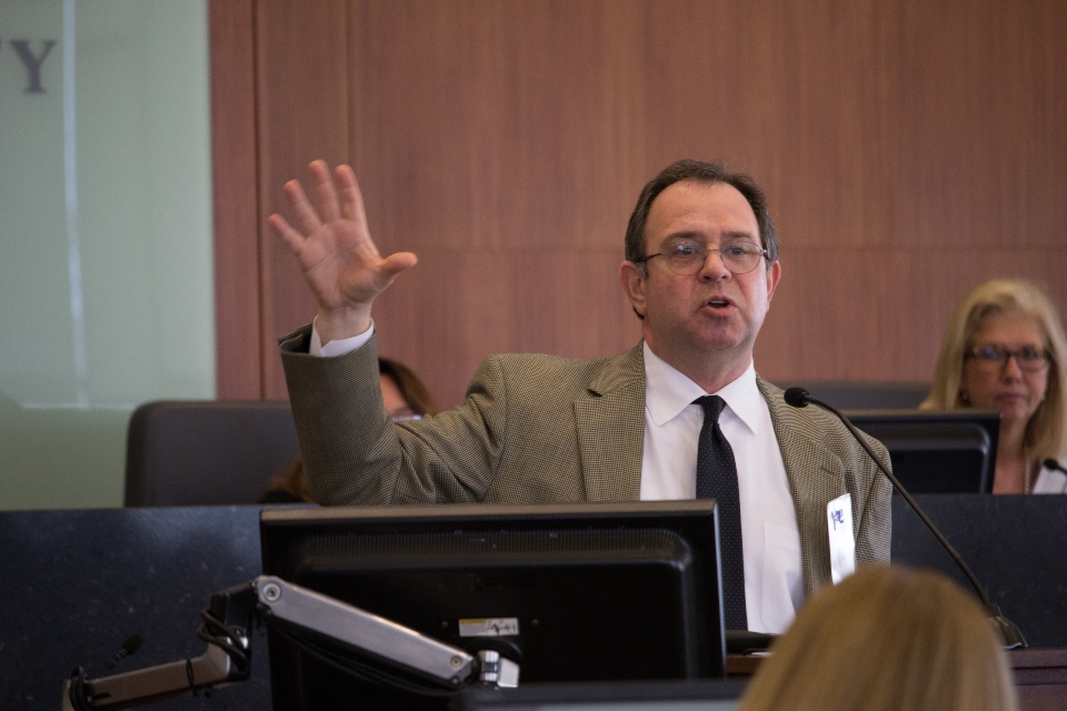 Professor Rob Gatter speaks at the annual Center for Health Law Studies Annual Symposium.