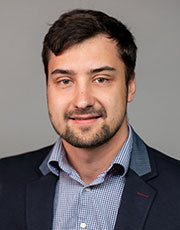 Headshot of Dariusz Swiercz