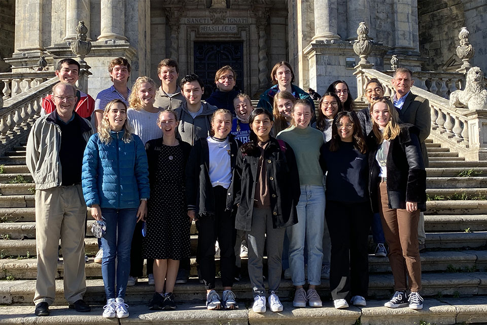 Participants in the Fall 2021 Loyola Retreat