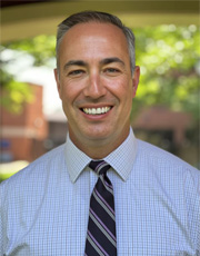 Head shot of Chad Miller, MD