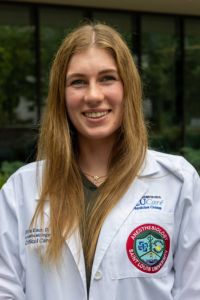 Headshot of Olivia Baur