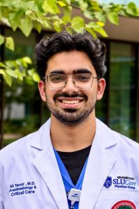 Headshot of Ali Tanvir