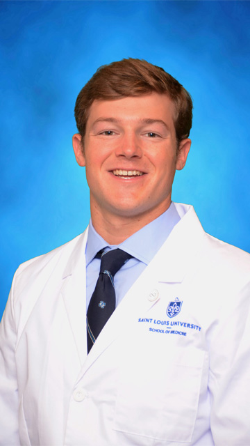 Headshot of third year medical student Reeder Wells