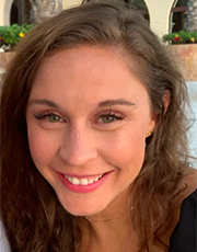 Headshot of Cassie Shaw