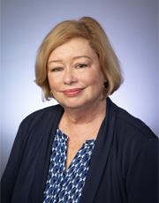 Headshot of Linda Gwinn