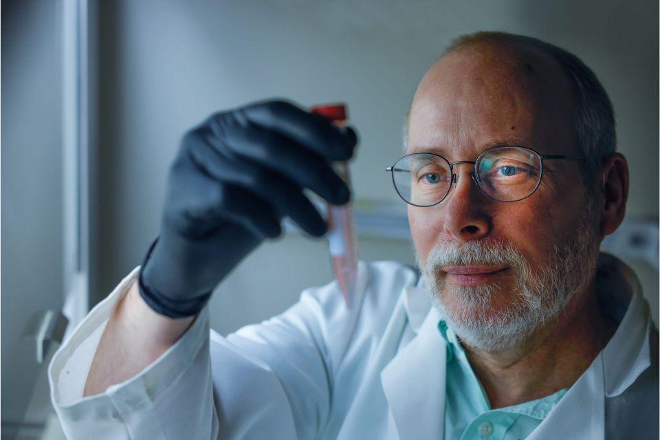 John Tavis, Ph.D., professor of molecular microbiology and immunology