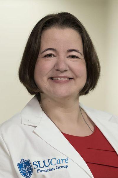 Headshot of Julia Cartaya