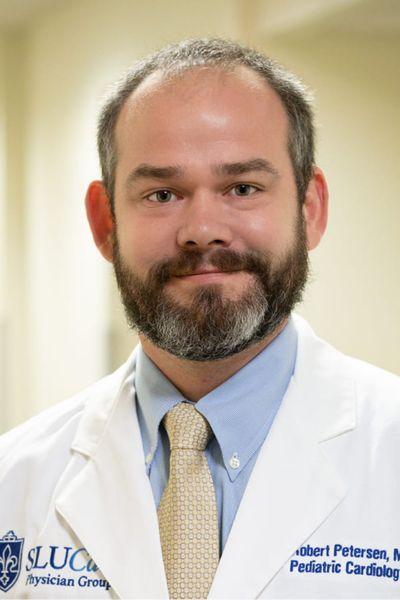 Headshot of Robert Petersen