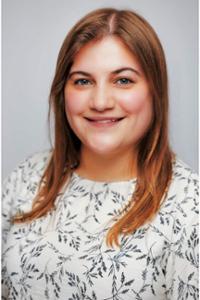 Headshot of Brynn Shrom-Model