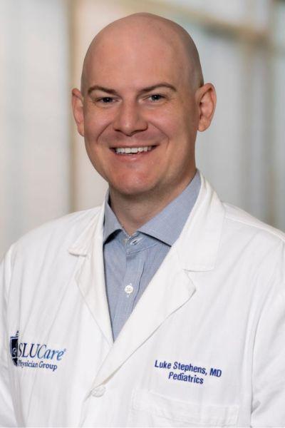 Headshot of Luke Stephens