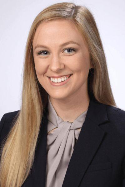 Headshot of Annie Suydam