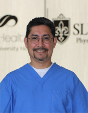 Headshot of Alejandro Mendez-Castillo, M.D. 
