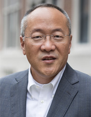 Headshot of David Han