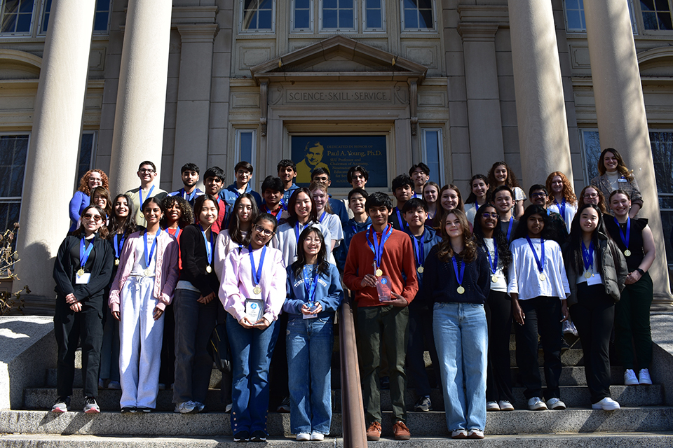 Saint Louis University hosted the Anato-Bee Northwestern Regional Competition through its Adventures in Medicine and Science program for the second consecutive year. The Anato-Bee provides high school students across the U.S. with a unique opportunity to explore STEM  education in a hands-on, engaging way. Recruitment is also underway for the AIMS Medical and Surgical Procedures Work