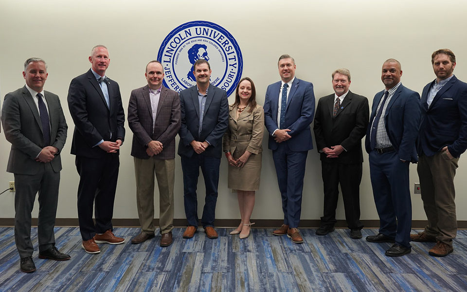 Saint Louis University and Lincoln University announce a partnership that will benefit students in STEM fields and serve as an engine for workforce and educational development in Missouri. The partnership agreement will allow Lincoln University students to pursue select graduate programs at Saint Louis University and facilitate an early transition to graduate school.  