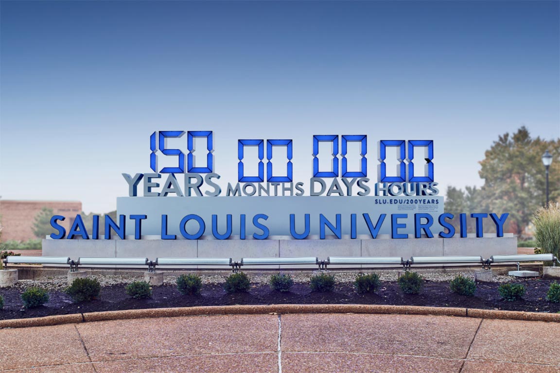 SLU 200 Years in One Clock