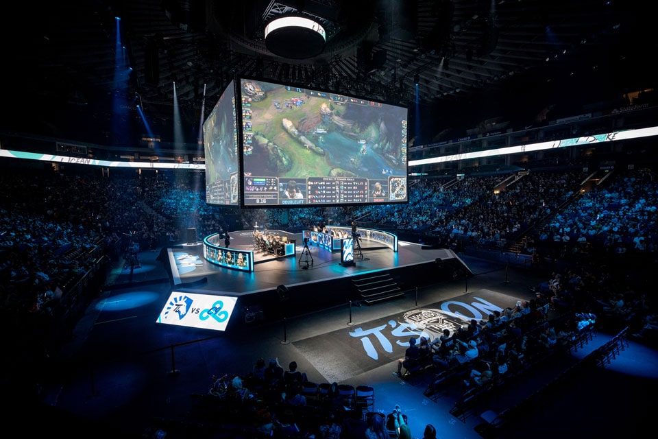 Chaifetz Arena to Host 2019 LCS Spring Finals : SLU