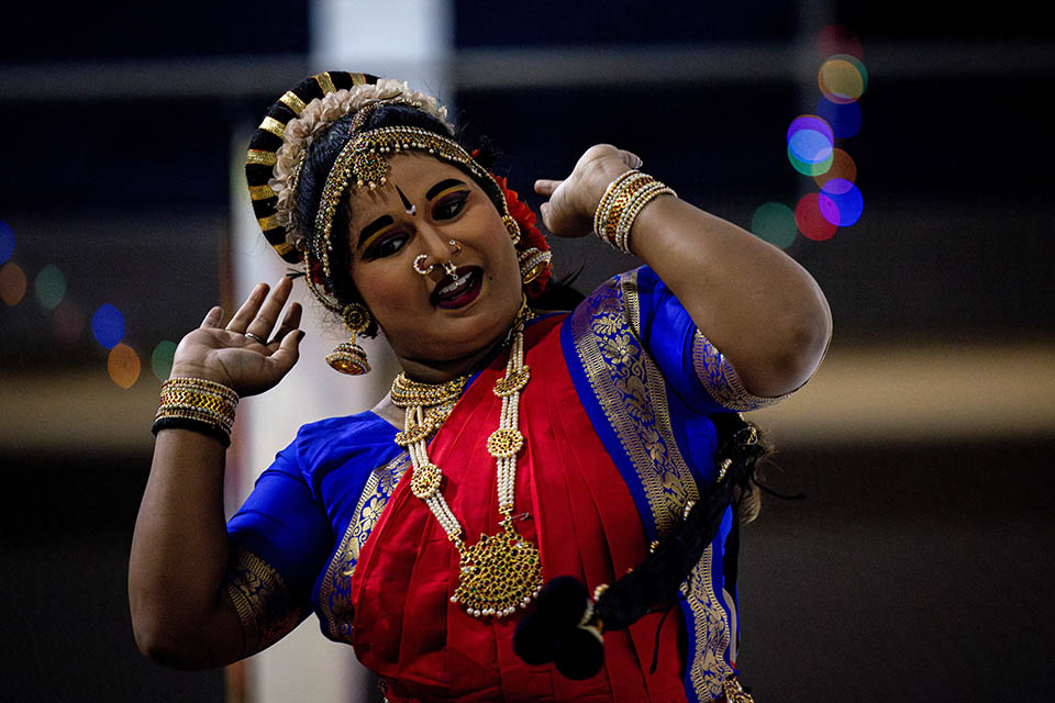 Sai Mouneka Sajja doing an Indian classical dance, Kuchipudi on Plate, during the Taste of Diwali Event at the Center for Global Citizenship on Thursday, Nov. 13. Photo by Sarah Conroy.