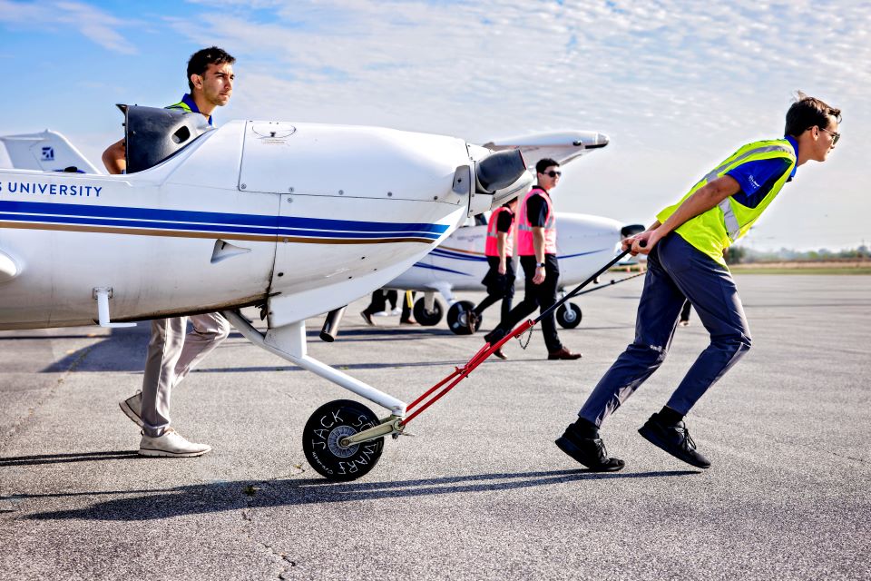 Flying Billikens Billikens pull plane